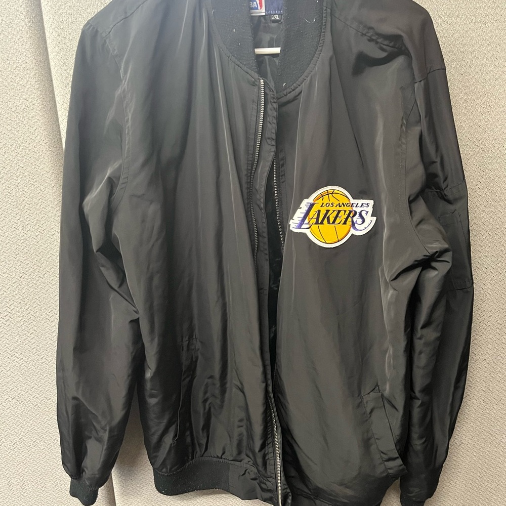 Lakers JH design 2XL NBA zipper jacket gently loved